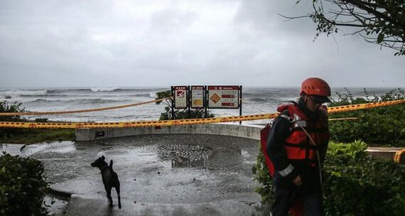 台风尼伯特袭击台湾，2死66伤