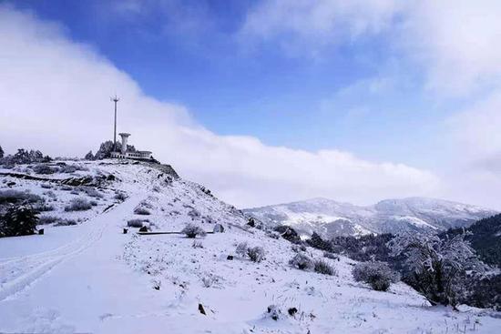 中国中东部地区迎来首场雪