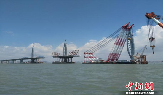 China Breakthroughs: HK-Zhuhai-Macao bridge setting world re