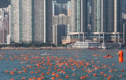 香港维港渡海泳 已有第二人身亡